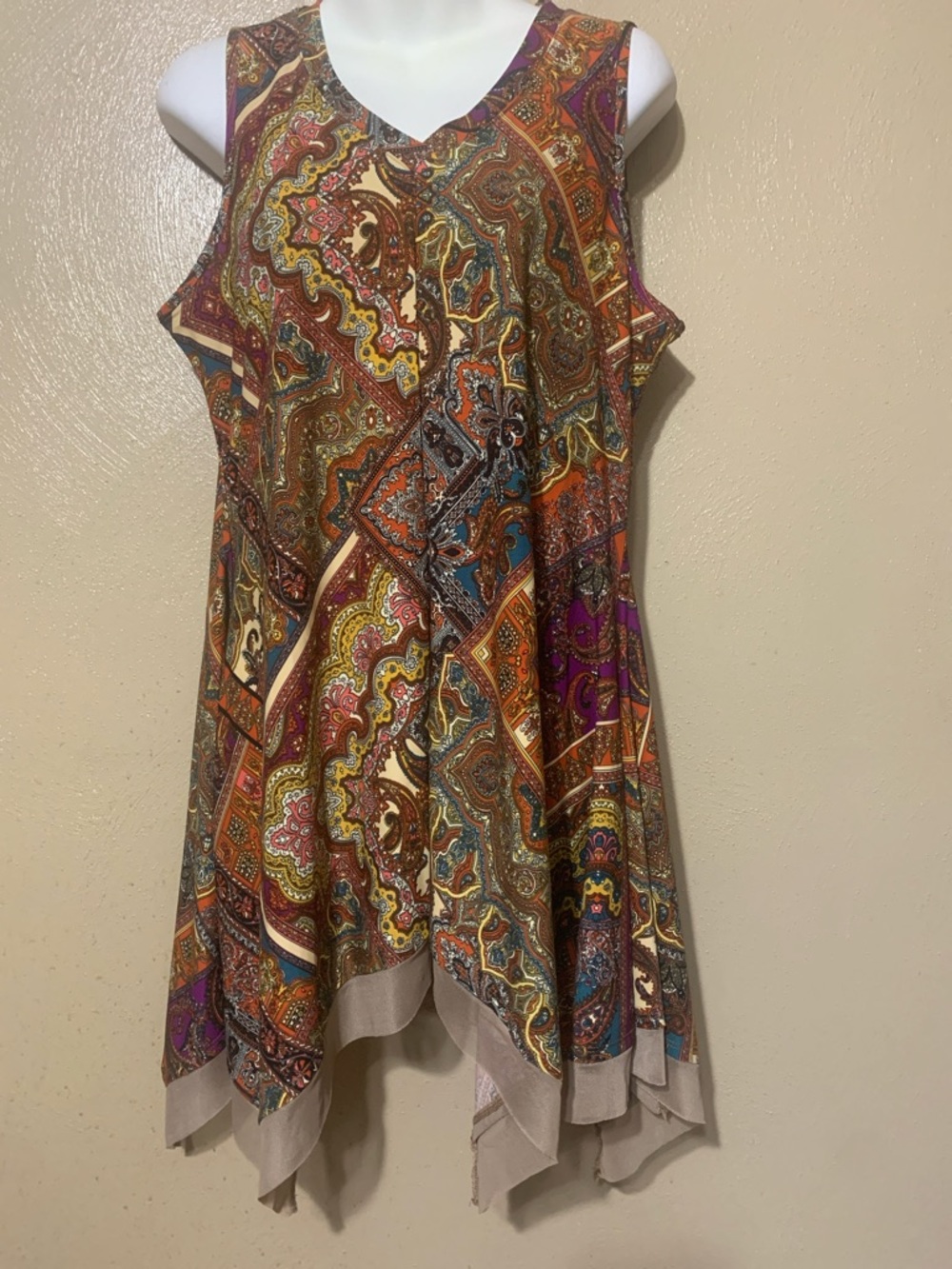 8. Attitudes by Renee  M Multicolor Paisley V-Neck Tunic Sheer Mesh Trim NWT